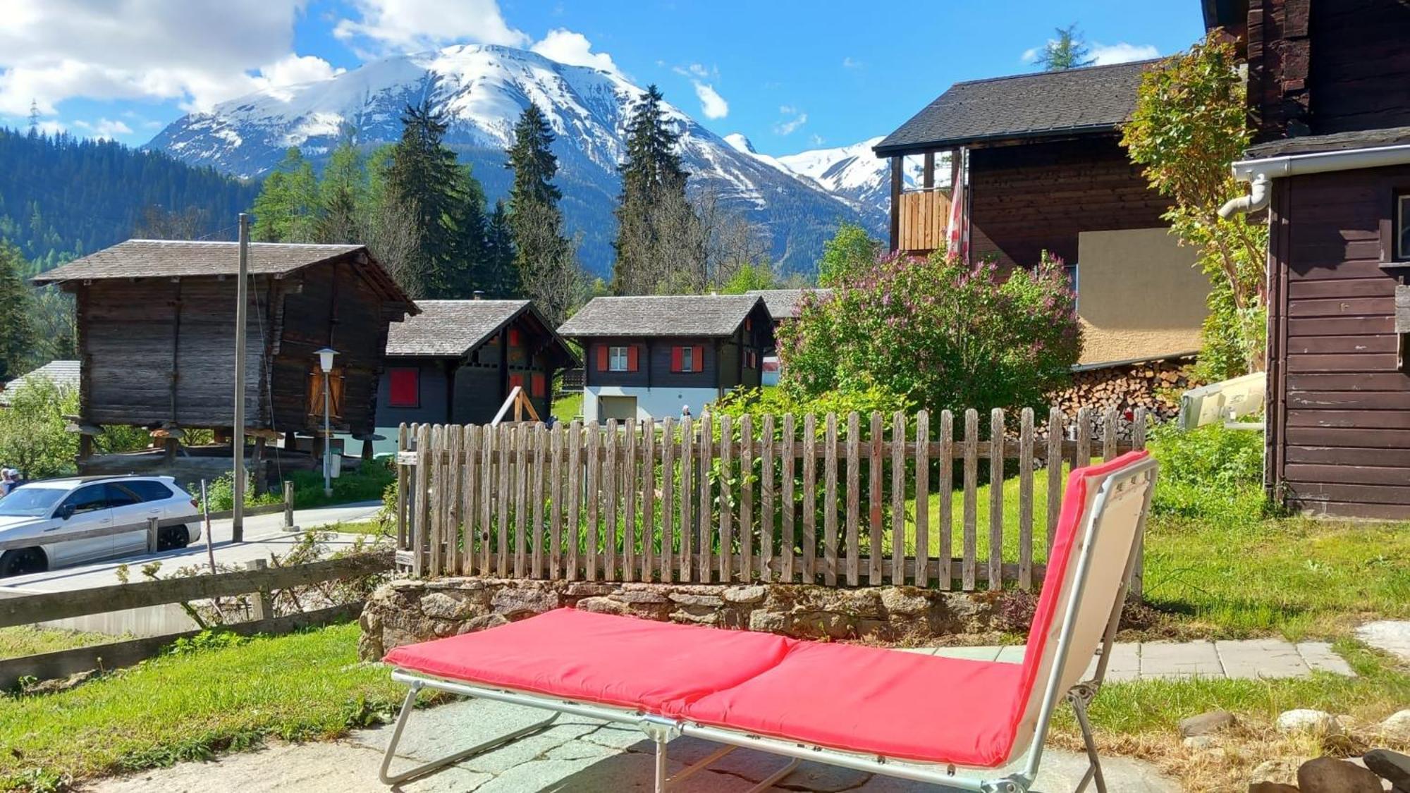 Heimeliges Walliserhaus Fiesch Εξωτερικό φωτογραφία